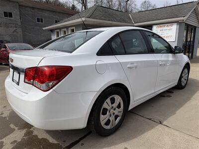 2013 Chevrolet Cruze LS Auto   - Photo 4 - Pittsburgh, PA 15226