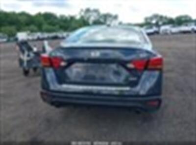 2022 Nissan Altima 2.5 SV   - Photo 3 - Miami, FL 33150