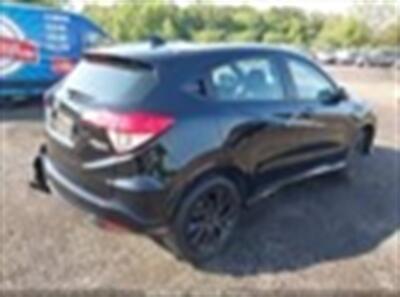 2020 Honda HR-V Sport   - Photo 2 - Miami, FL 33150