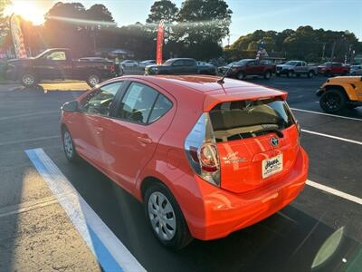 2013 Toyota Prius c Three   - Photo 4 - Hayes, VA 23072