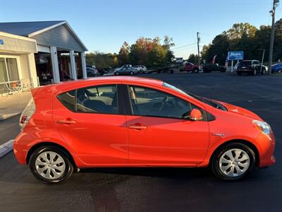 2013 Toyota Prius c Three   - Photo 7 - Hayes, VA 23072