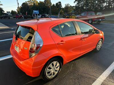 2013 Toyota Prius c Three   - Photo 6 - Hayes, VA 23072