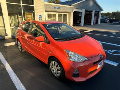 2013 Toyota Prius c Three   - Photo 8 - Hayes, VA 23072