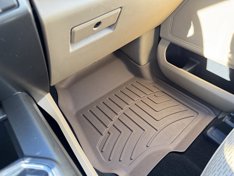 2019 Ford F-150 XLT   - Photo 25 - Hayes, VA 23072
