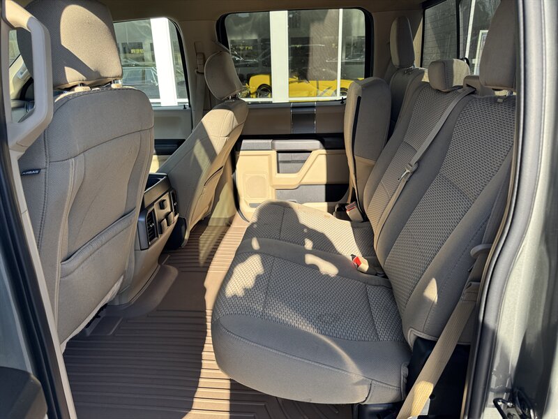2019 Ford F-150 XLT   - Photo 11 - Hayes, VA 23072