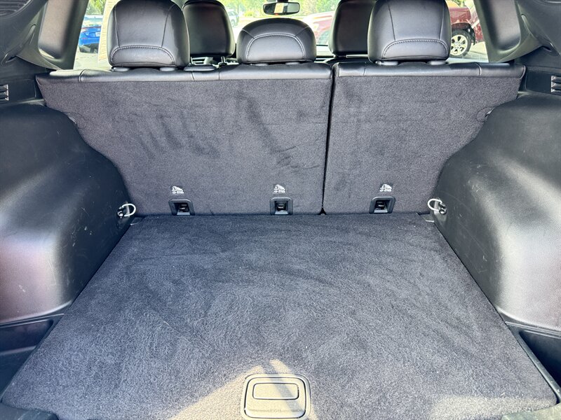 2025 Jeep Compass Limited - Photo 9 - Hayes, VA 23072