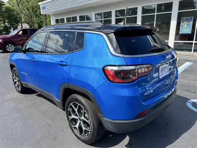 2025 Jeep Compass Limited - Photo 3 - Hayes, VA 23072