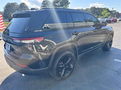2023 Jeep Grand Cherokee Limited   - Photo 5 - Hayes, VA 23072