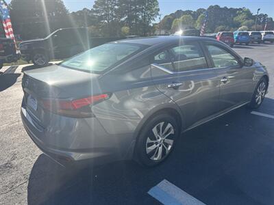 2021 Nissan Altima 2.5 S   - Photo 5 - Hayes, VA 23072