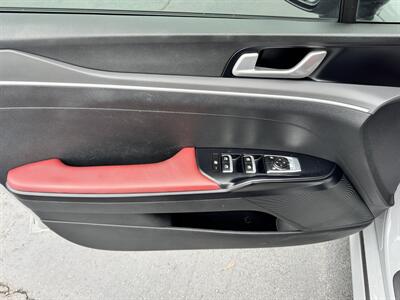 2022 Kia K5 GT-Line   - Photo 15 - Hayes, VA 23072