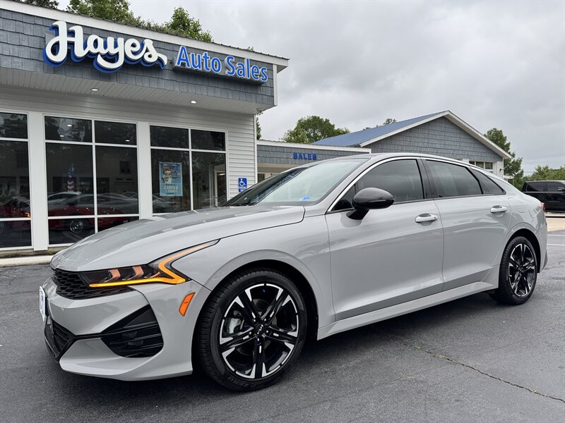 2022 Kia K5 GT-Line   - Photo 1 - Hayes, VA 23072