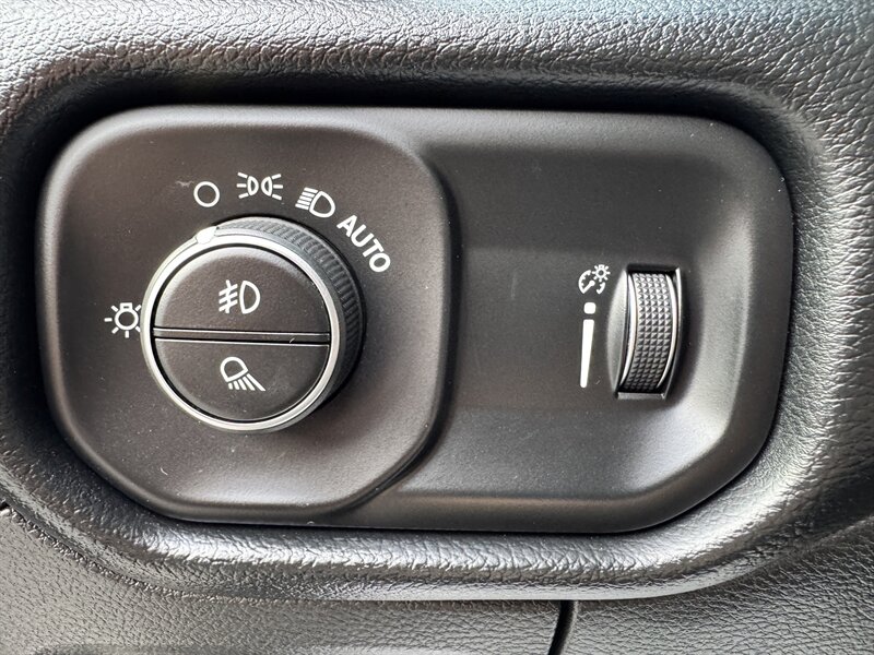 2020 RAM 1500 Big Horn - Photo 15 - Hayes, VA 23072