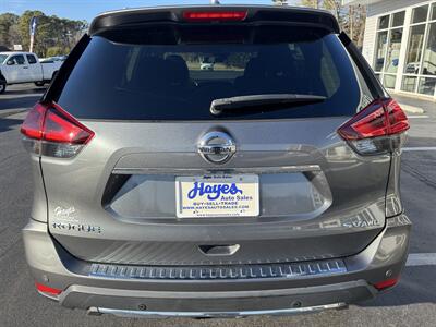 2020 Nissan Rogue SV   - Photo 4 - Hayes, VA 23072
