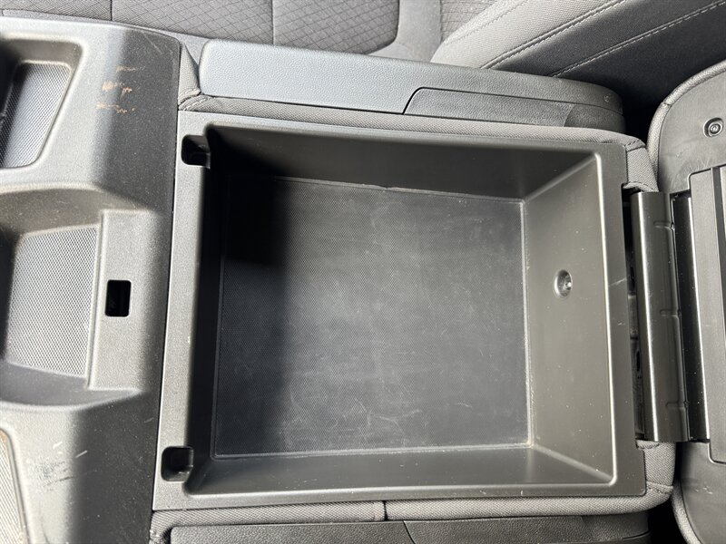 2022 Chevrolet Silverado 3500 LT - Photo 26 - Hayes, VA 23072