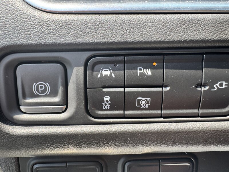 2022 Chevrolet Tahoe RST - Photo 26 - Hayes, VA 23072