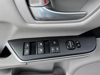 2017 Toyota Camry SE   - Photo 13 - Hayes, VA 23072