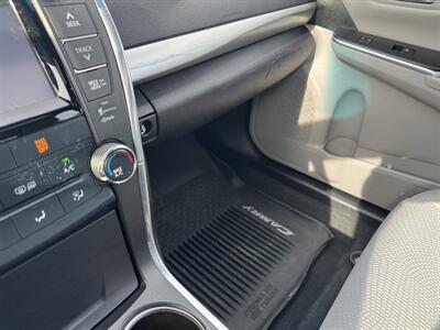 2017 Toyota Camry SE   - Photo 20 - Hayes, VA 23072