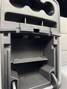 2018 GMC Sierra 1500  Z71 4X4 - Photo 14 - Hayes, VA 23072