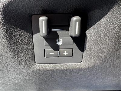 2014 GMC Yukon XL Denali   - Photo 18 - Hayes, VA 23072