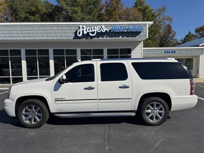 2014 GMC Yukon XL Denali   - Photo 2 - Hayes, VA 23072