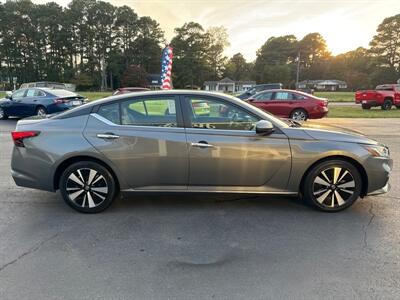 2021 Nissan Altima 2.5 SV   - Photo 6 - Hayes, VA 23072