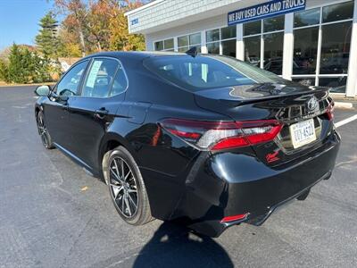 2021 Toyota Camry SE   - Photo 3 - Hayes, VA 23072