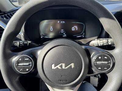 2023 Kia Soul LX - Photo 18 - Hayes, VA 23072