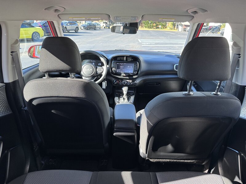 2023 Kia Soul LX   - Photo 23 - Hayes, VA 23072
