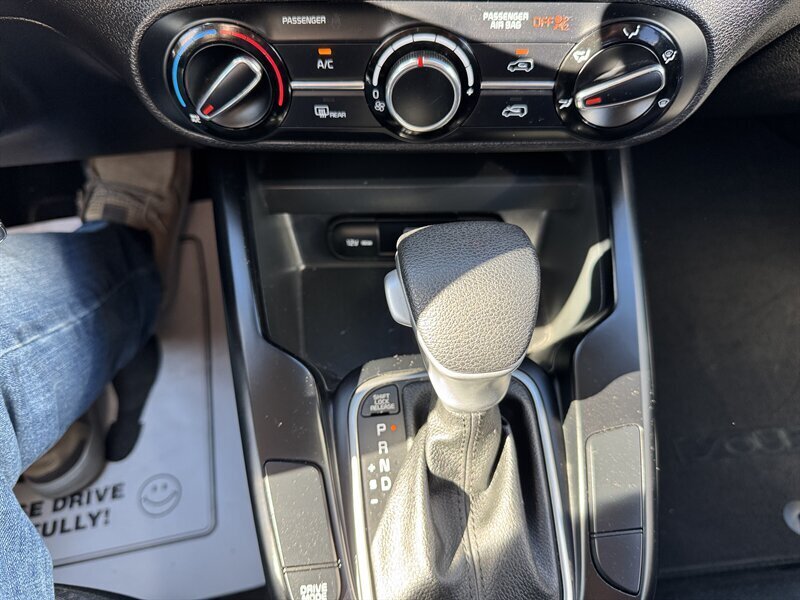 2023 Kia Soul LX - Photo 15 - Hayes, VA 23072