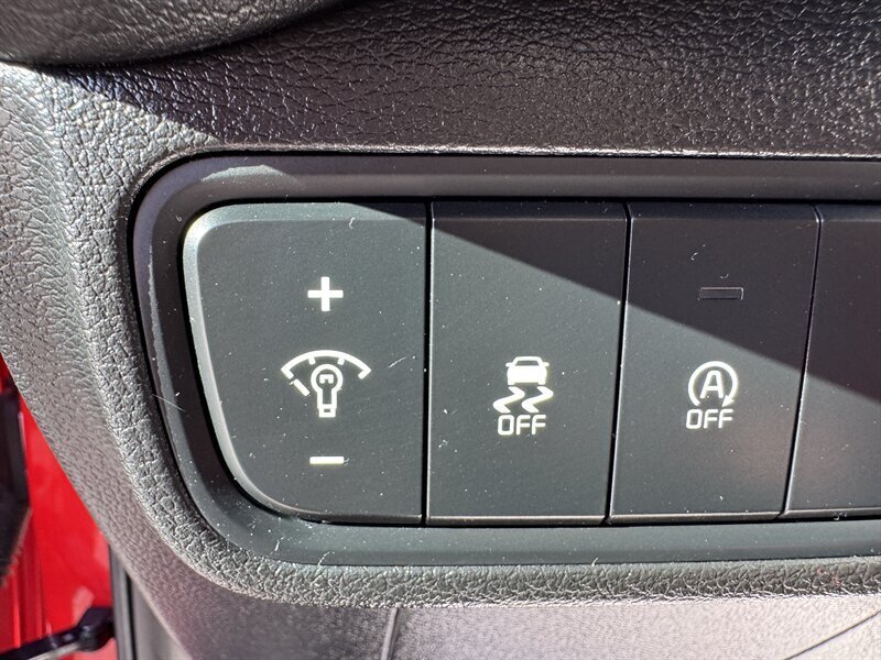 2023 Kia Soul LX - Photo 20 - Hayes, VA 23072