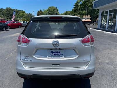 2016 Nissan Rogue S   - Photo 4 - Hayes, VA 23072