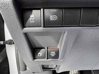 2021 Toyota Sienna LE 8-Passenger - Photo 17 - Hayes, VA 23072