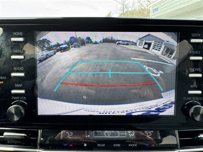 2021 Toyota Sienna LE 8-Passenger - Photo 26 - Hayes, VA 23072