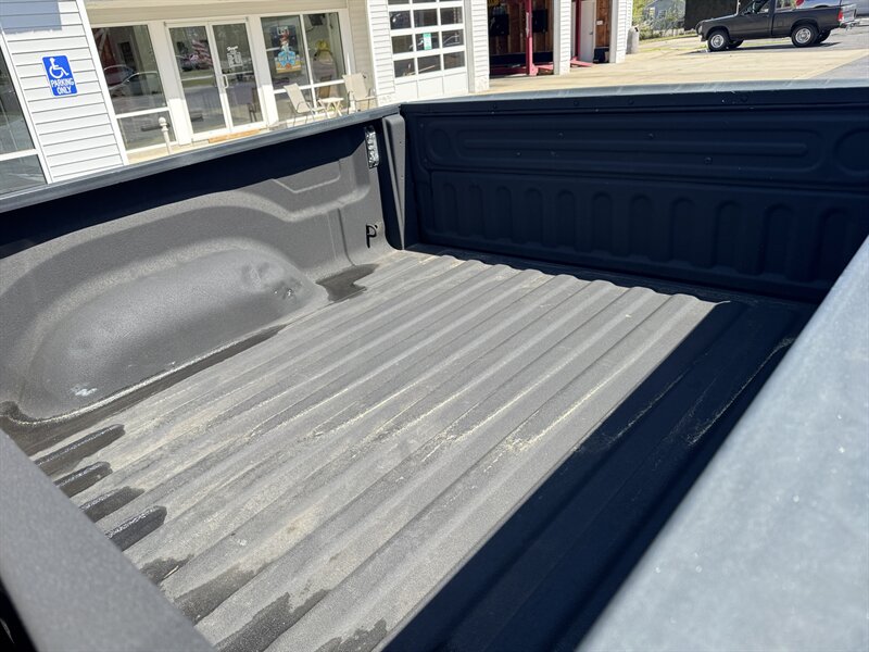 2016 RAM 1500 Big Horn - Photo 12 - Hayes, VA 23072