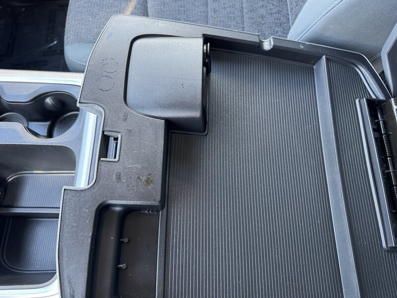 2016 RAM 1500 Big Horn - Photo 27 - Hayes, VA 23072