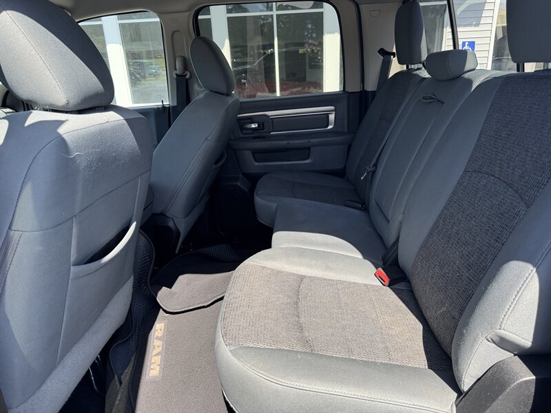 2016 RAM 1500 Big Horn - Photo 13 - Hayes, VA 23072