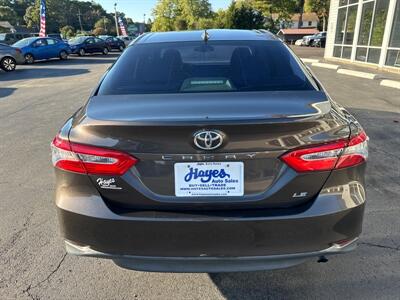 2019 Toyota Camry LE   - Photo 4 - Hayes, VA 23072