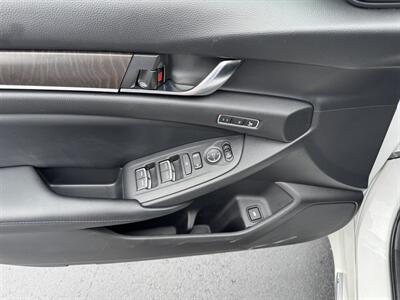 2018 Honda Accord EX-L w/Navi   - Photo 11 - Hayes, VA 23072
