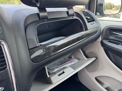 2019 Dodge Grand Caravan SE   - Photo 25 - Hayes, VA 23072