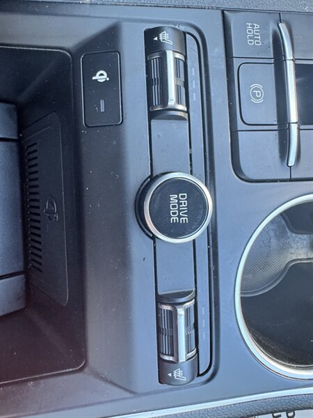 2024 Kia K5 GT-Line - Photo 17 - Hayes, VA 23072