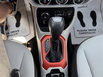 2016 Jeep Renegade Latitude   - Photo 11 - Hayes, VA 23072