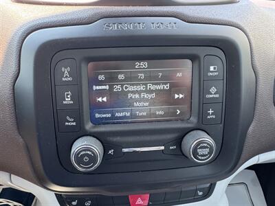 2016 Jeep Renegade Latitude   - Photo 12 - Hayes, VA 23072