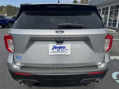 2022 Ford Explorer XLT   - Photo 4 - Hayes, VA 23072