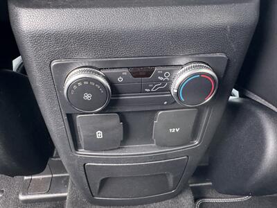 2022 Ford Explorer XLT   - Photo 14 - Hayes, VA 23072