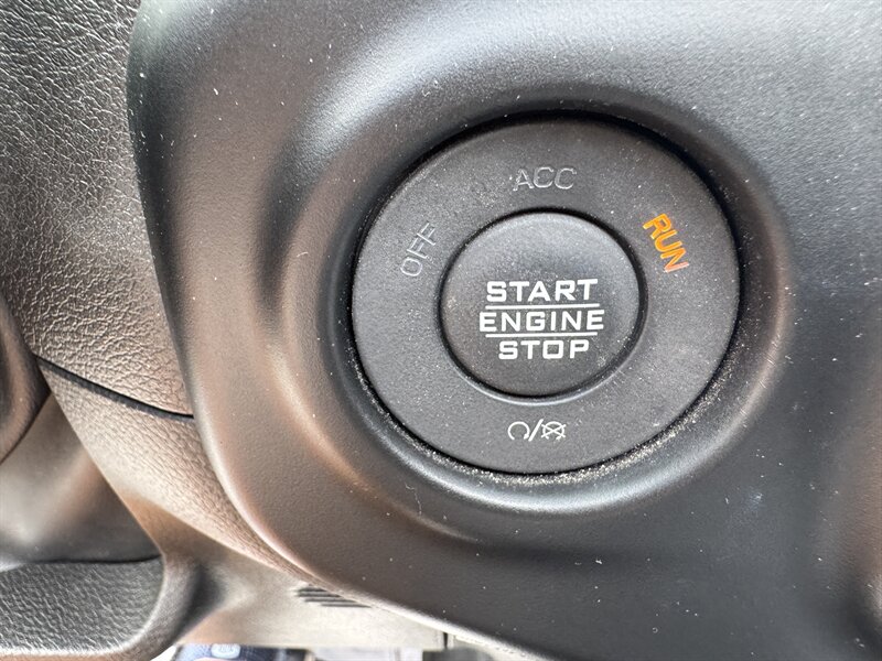 2023 Jeep Wrangler Willys 4xe - Photo 32 - Hayes, VA 23072