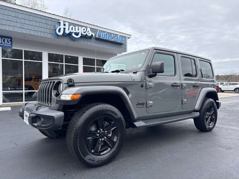 2020 Jeep Wrangler Sahara Altitude  