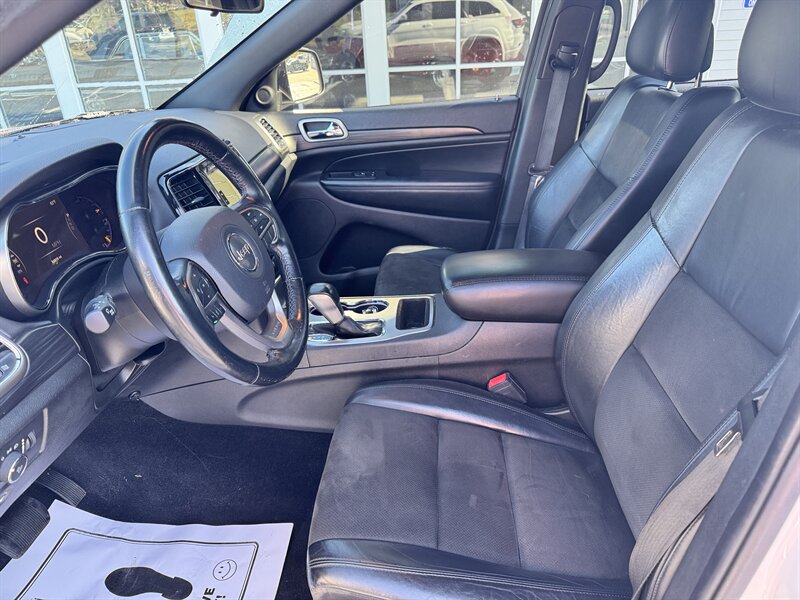 2021 Jeep Grand Cherokee Laredo X - Photo 13 - Hayes, VA 23072