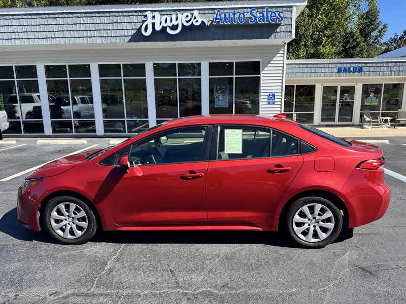 2021 Toyota Corolla LE - Photo 2 - Hayes, VA 23072