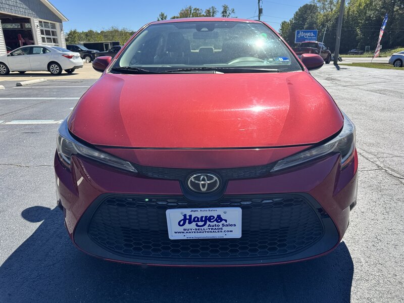 2021 Toyota Corolla LE - Photo 8 - Hayes, VA 23072