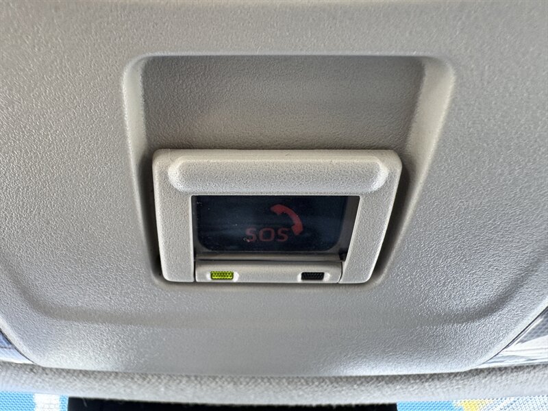 2021 Toyota Corolla LE - Photo 21 - Hayes, VA 23072
